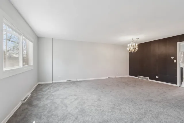 $388,000 | 414 Skokie Court, Wilmette, IL 60091