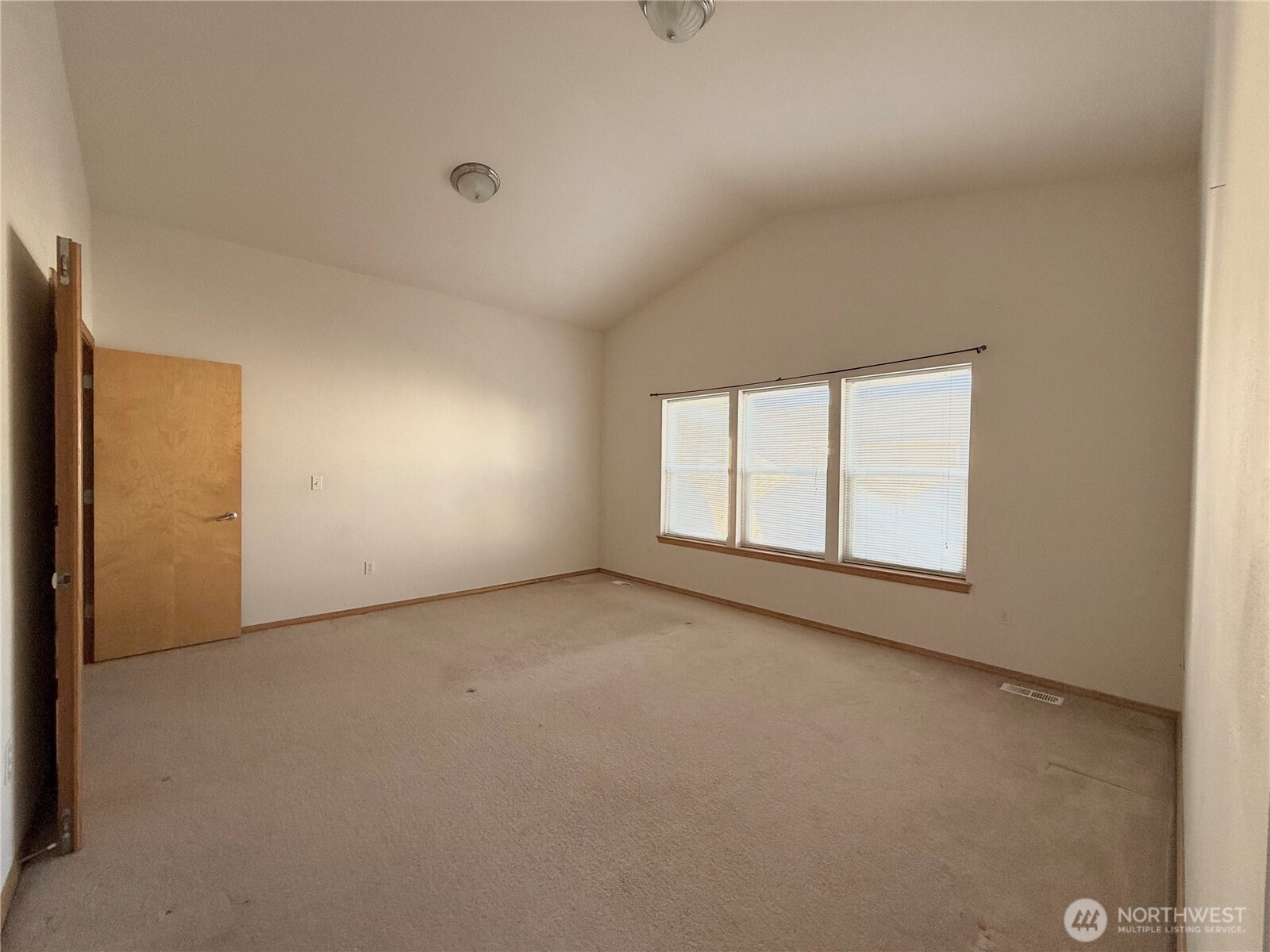 4605 151st Place Southeast Bothell, WA 98012 - Photo 16 of 30