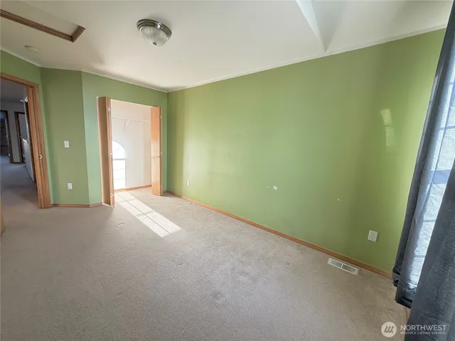 $3,650 | 4605 151st Place Southeast, Bothell, WA 98012