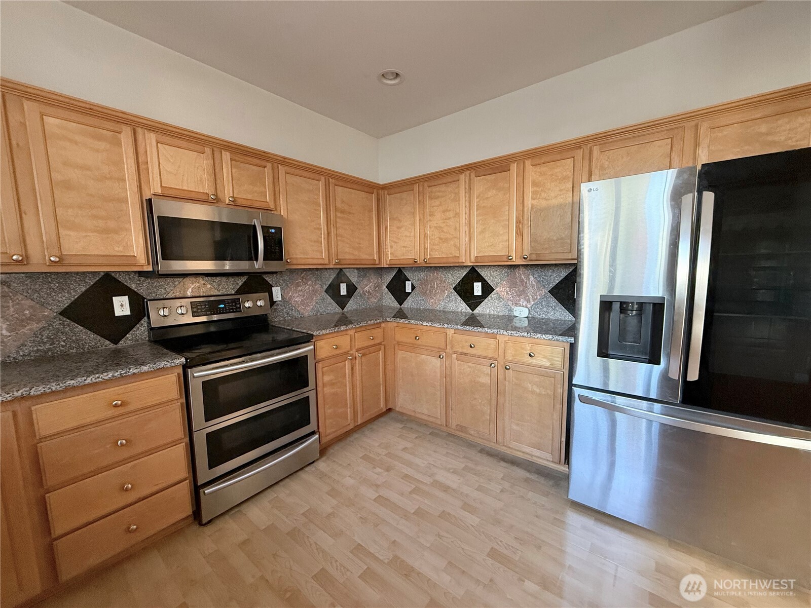 4605 151st Place Southeast Bothell, WA 98012 - Photo 5 of 30