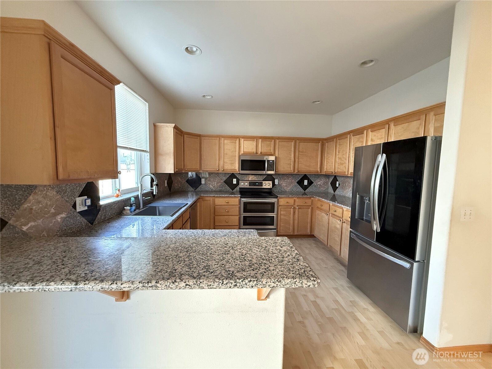 4605 151st Place Southeast Bothell, WA 98012 - Photo 8 of 30