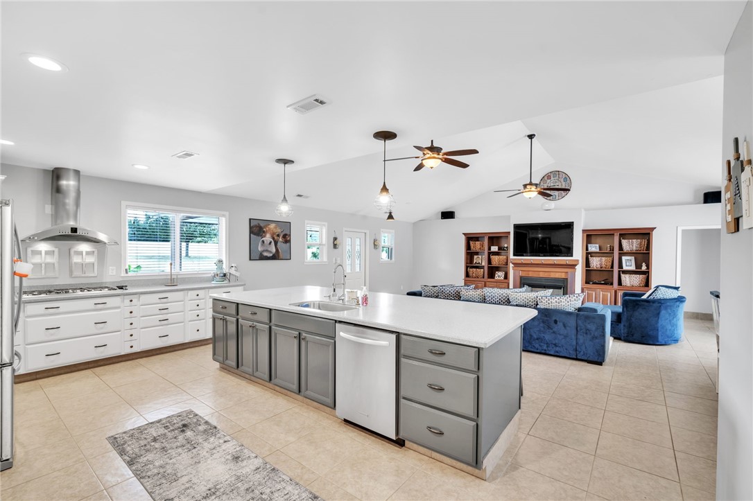 610 Oak Hill Road Honea Path, SC 29654 - Photo 8 of 28