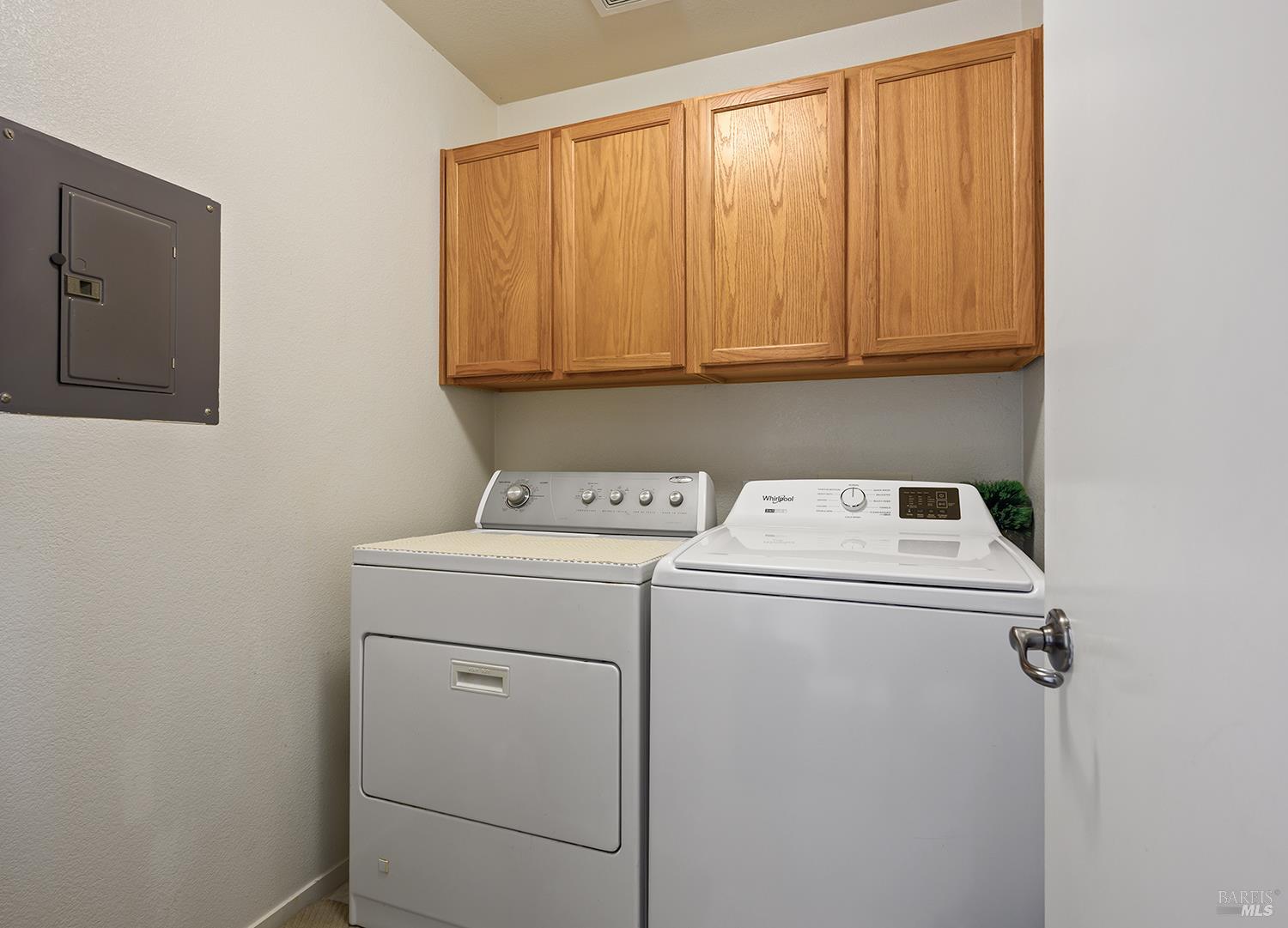 84 Crissy Place Novato, CA 94949 - Photo 33 of 37 a utility room with dryer and washer