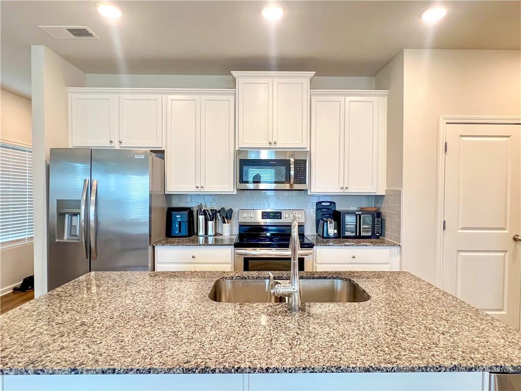 6321 Rosetta Drive Atlanta, GA 30331 - Photo 8 of 29