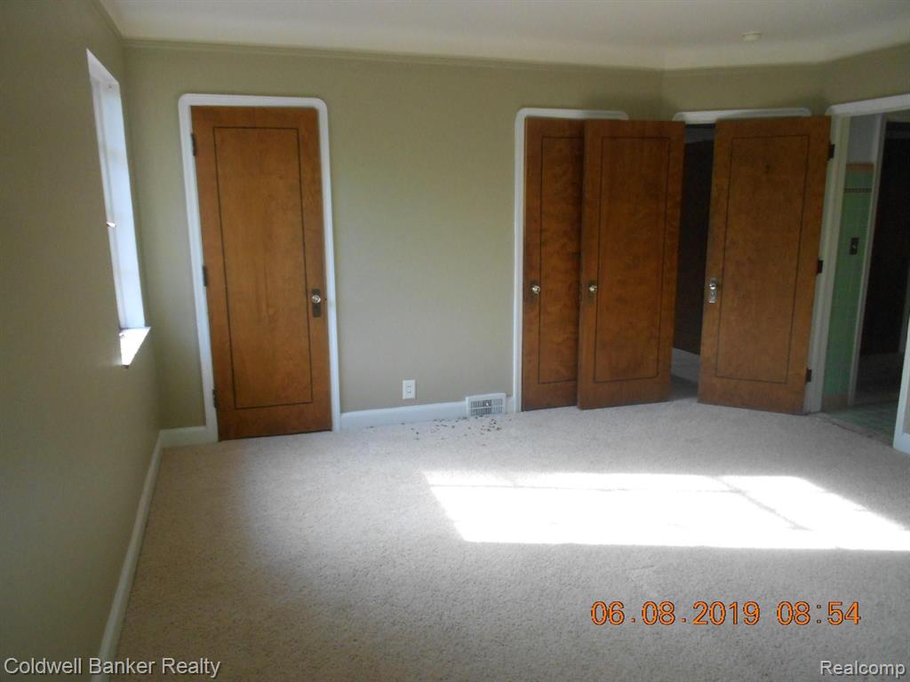 798 Trombley Road Grosse Pointe, MI 48230 - Photo 16 of 37