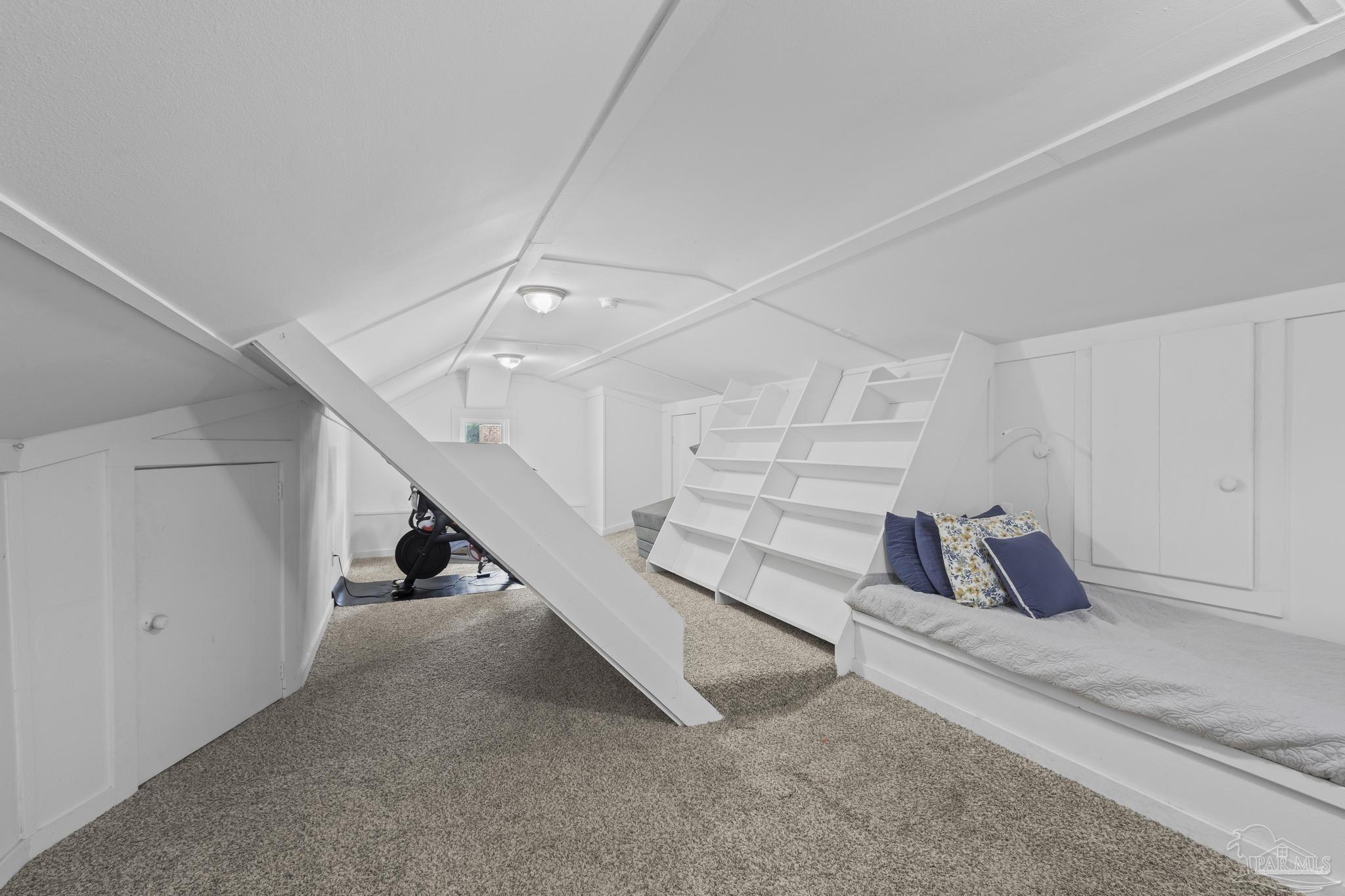 6130 Jasmine Road Pensacola, FL 32504 - Photo 29 of 71 2ND FLOOR GREATROOM