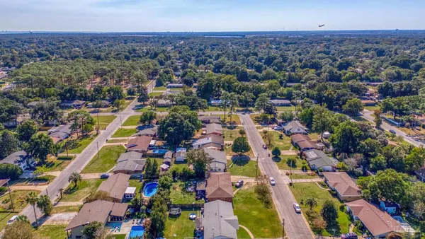 $359,900 | 6130 Jasmine Road, Pensacola, FL 32504