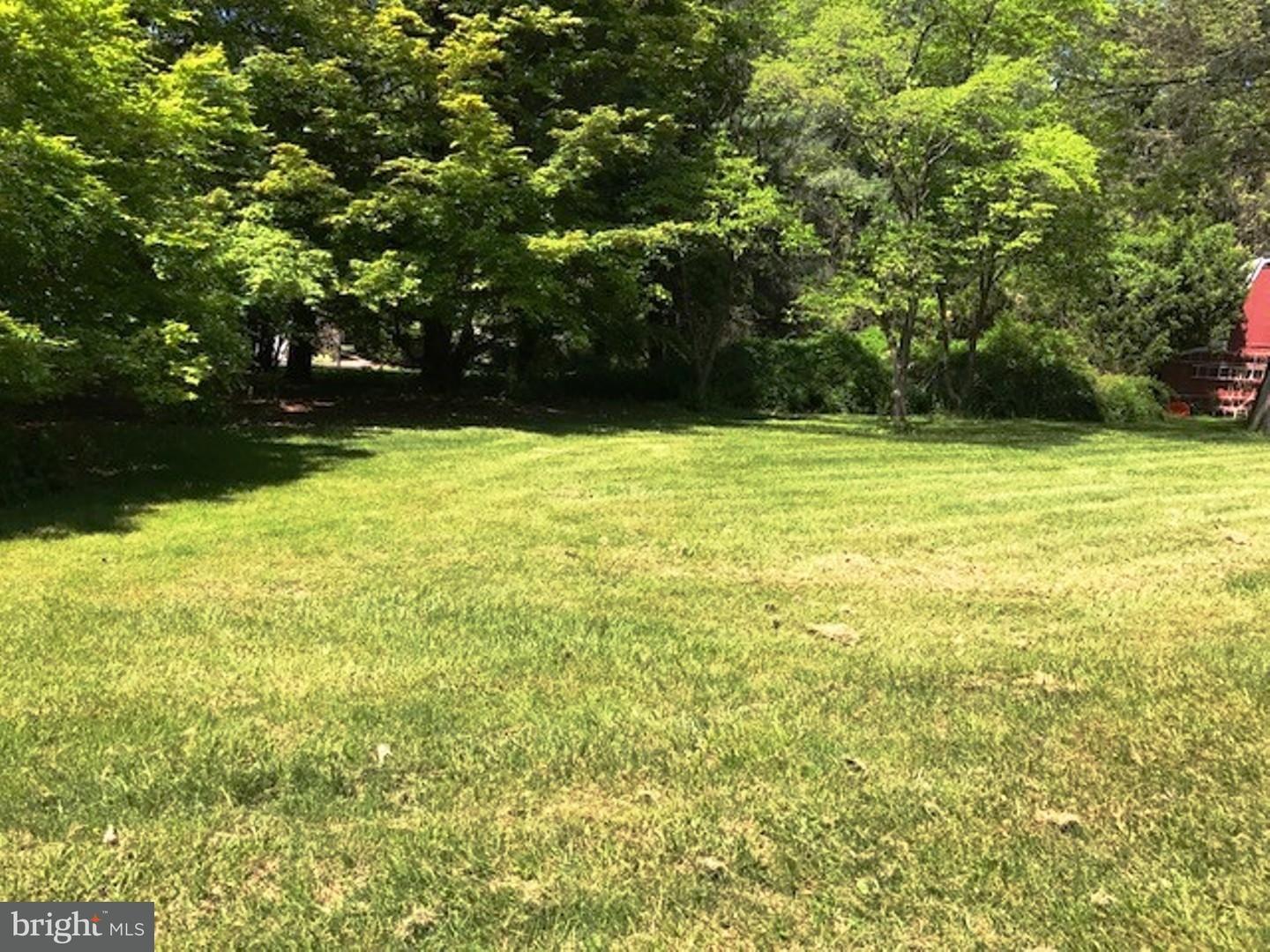 1495 Welsh Road Huntingdon Valley, PA 19006 - Photo 2 of 6 Side Yard