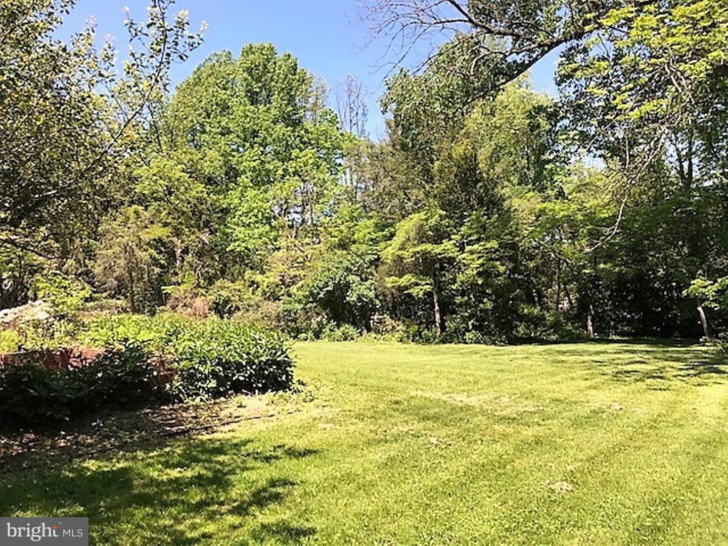 1495 Welsh Road Huntingdon Valley, PA 19006 - Photo 5 of 6 Back Yard