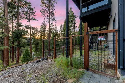 $1,595,000 | 1944 Apalachee Drive, South Lake Tahoe, CA 96150