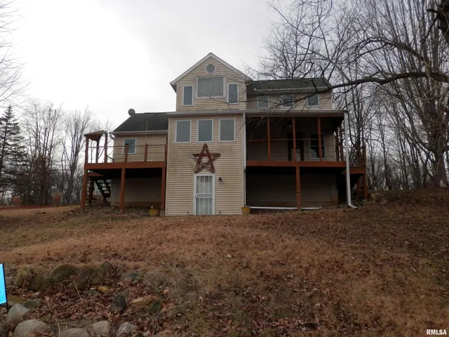 $175,000 | 411 Knollridge Circle, Dahinda, IL 61428