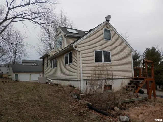 $175,000 | 411 Knollridge Circle, Dahinda, IL 61428