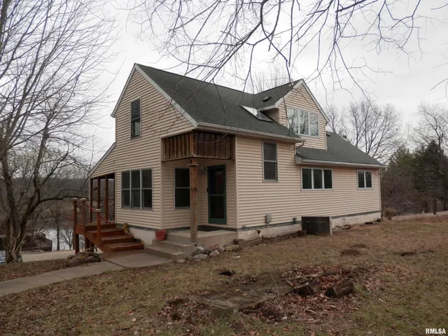 $175,000 | 411 Knollridge Circle, Dahinda, IL 61428