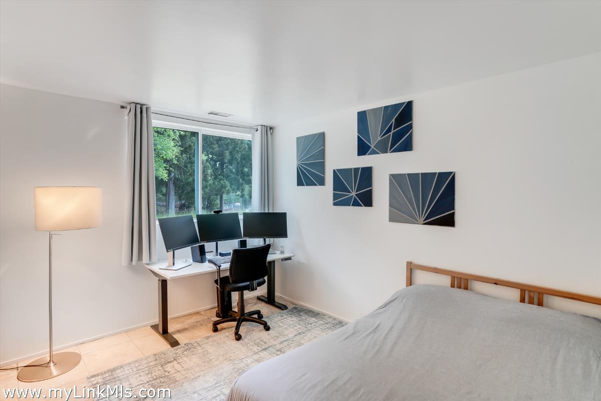 44 Cencelle Chilmark, MA 02535 - Photo 33 of 51