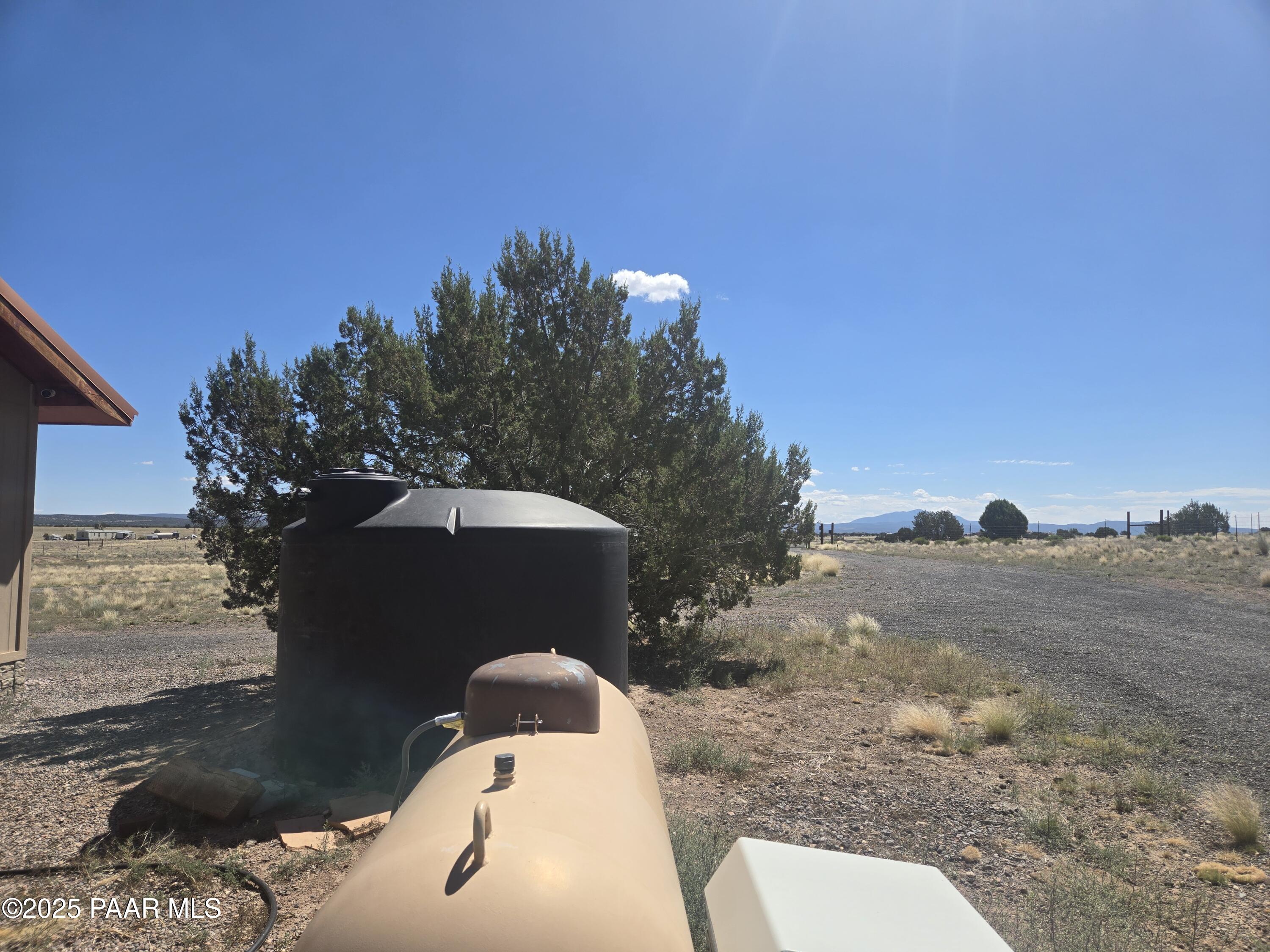 1400 Tanner Ash Fork, AZ 86320 - Photo 8 of 18 20250707_101613