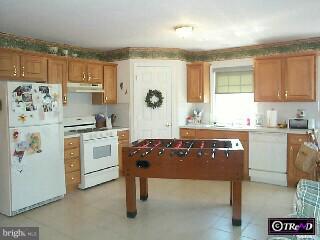 8 Huron Boulevard Sinking Spring, PA 19608 - Photo 3 of 6