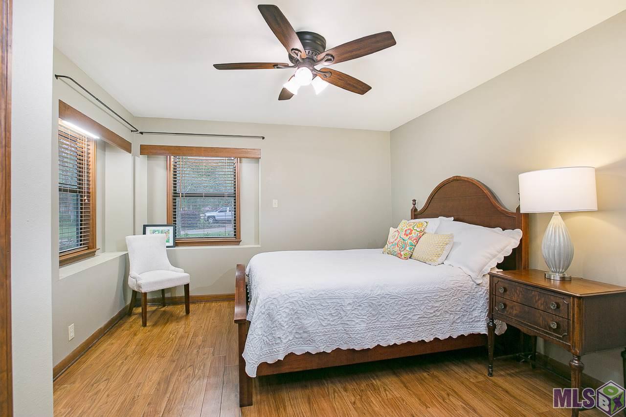 17715 Creek Hollow Road Baton Rouge, LA 70817 - Photo 13 of 37 DOWNSTAIRS BEDROOM