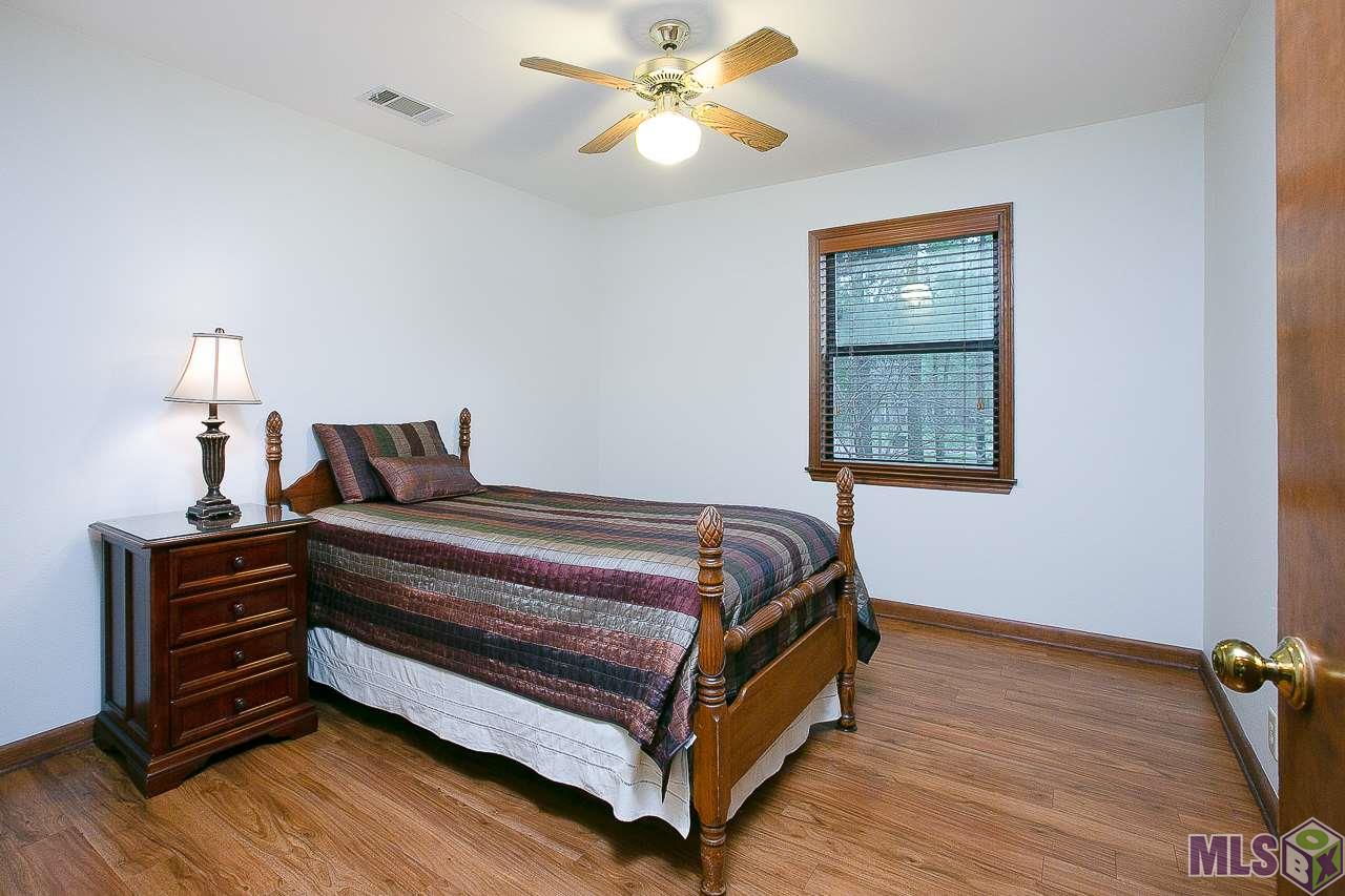 17715 Creek Hollow Road Baton Rouge, LA 70817 - Photo 18 of 37 BEDROOM 3