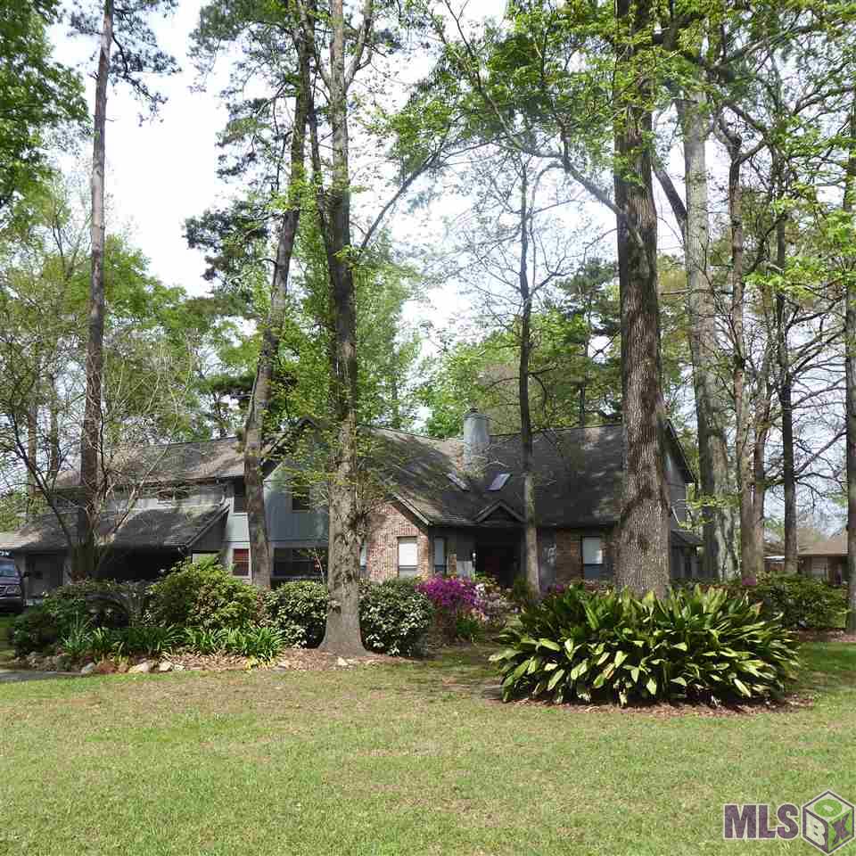 17715 Creek Hollow Road Baton Rouge, LA 70817 - Photo 2 of 37 .90 ACRES OF BEAUTIFULLY TREED LOT IN SUBDIVSION SETTING