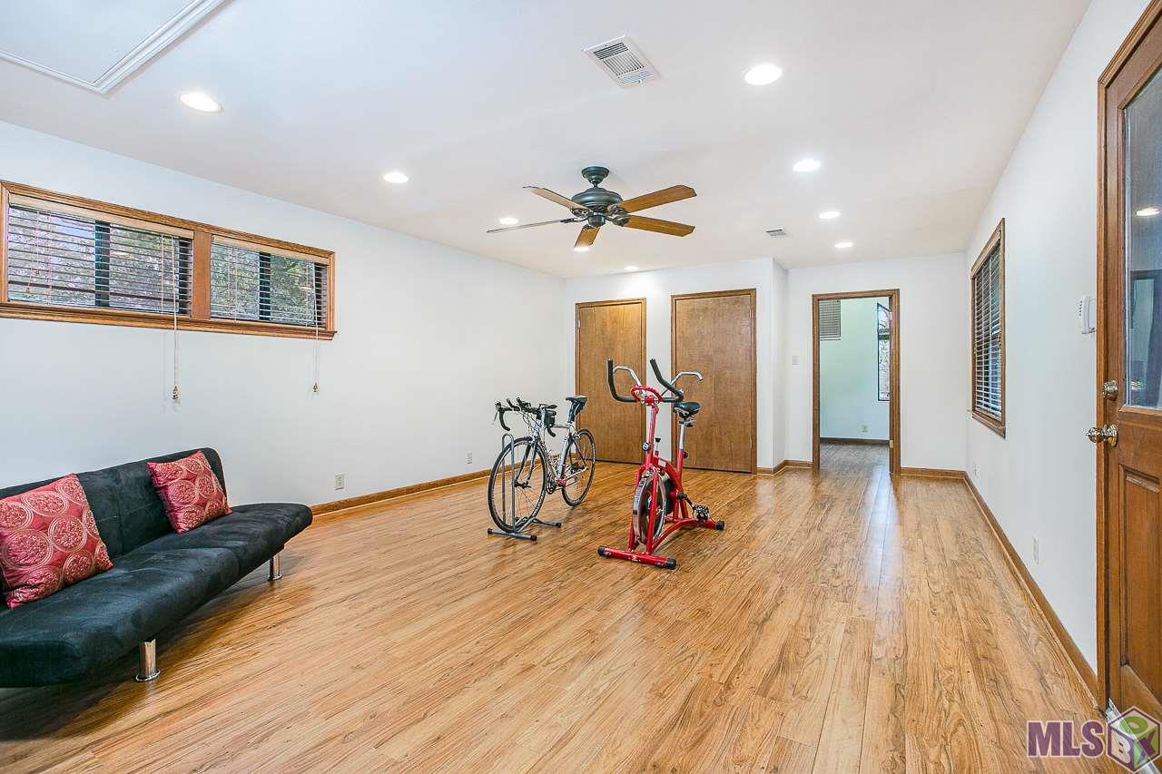 17715 Creek Hollow Road Baton Rouge, LA 70817 - Photo 21 of 37 GAMEROOM/BONUS ROOM/MEDIA ROOM