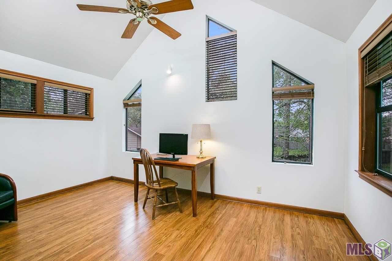 17715 Creek Hollow Road Baton Rouge, LA 70817 - Photo 23 of 37 OFFICE/STUDY