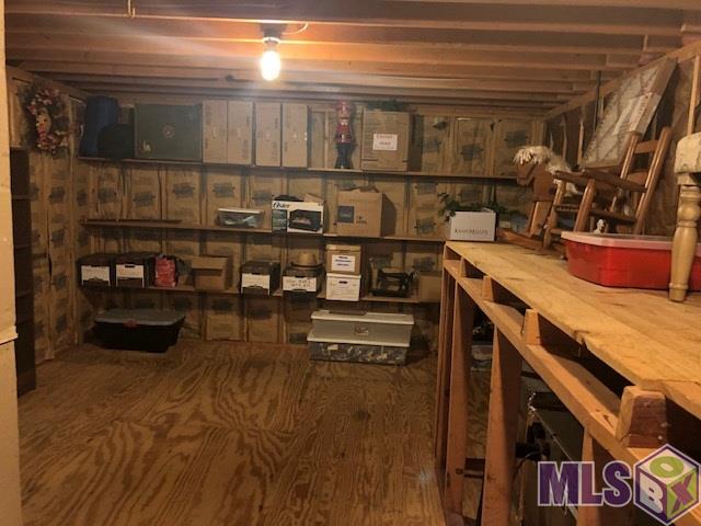 17715 Creek Hollow Road Baton Rouge, LA 70817 - Photo 26 of 37 HOW DO YOU LIKE THIS ATTIC AREA