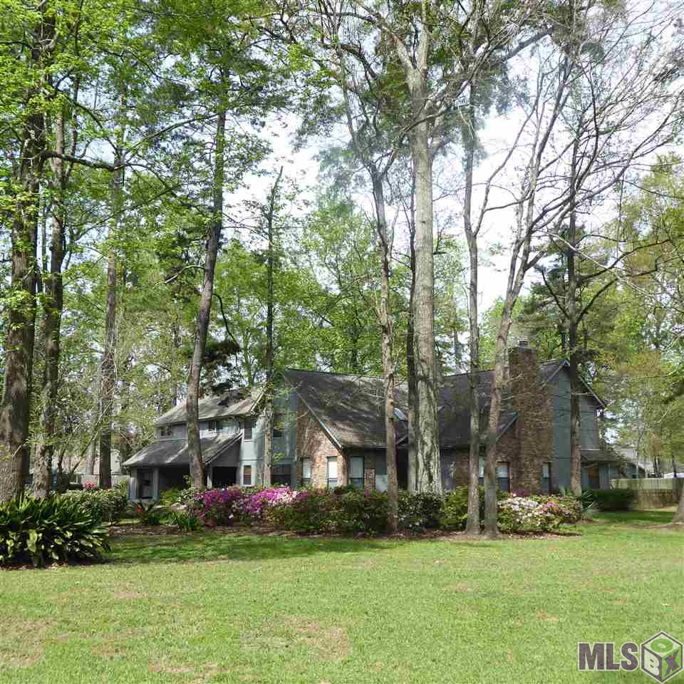 17715 Creek Hollow Road Baton Rouge, LA 70817 - Photo 3 of 37 FENCED LOT ON A DEAD END STREET - SAFETY FOR THE CHILDREN