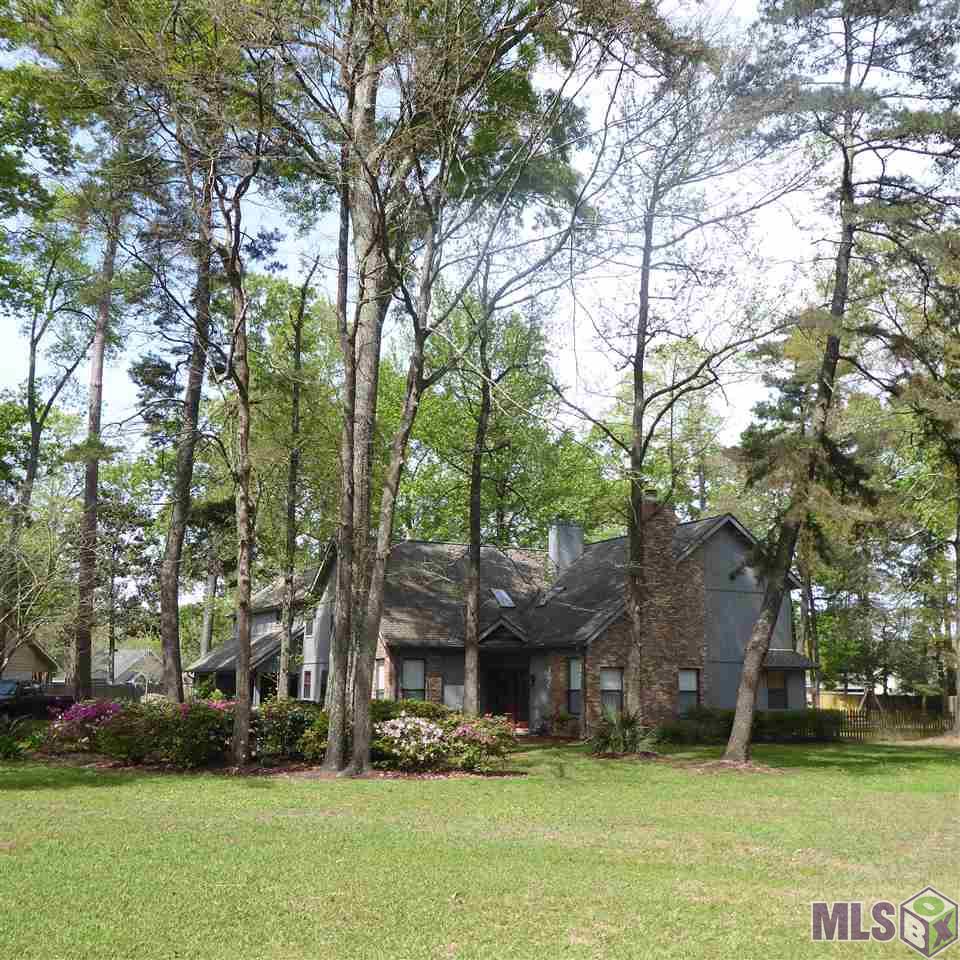 17715 Creek Hollow Road Baton Rouge, LA 70817 - Photo 4 of 37 THIS HOME OFFERS SO MUCH