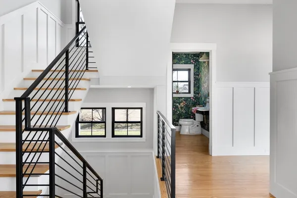 $2,895,000 | 195 Lincoln Road, Walpole, MA 02081
