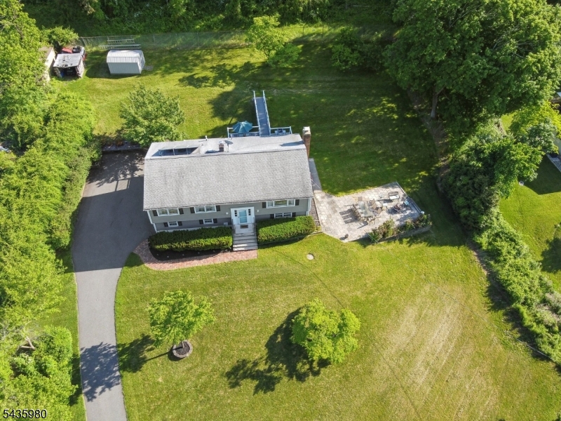16 Old Mountain Road Lebanon, NJ 08833 - Photo 35 of 46