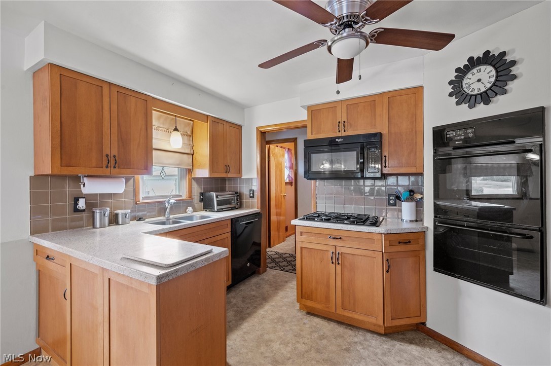 4113 Rabbit Run Drive Brooklyn, OH 44144 - Photo 4 of 28