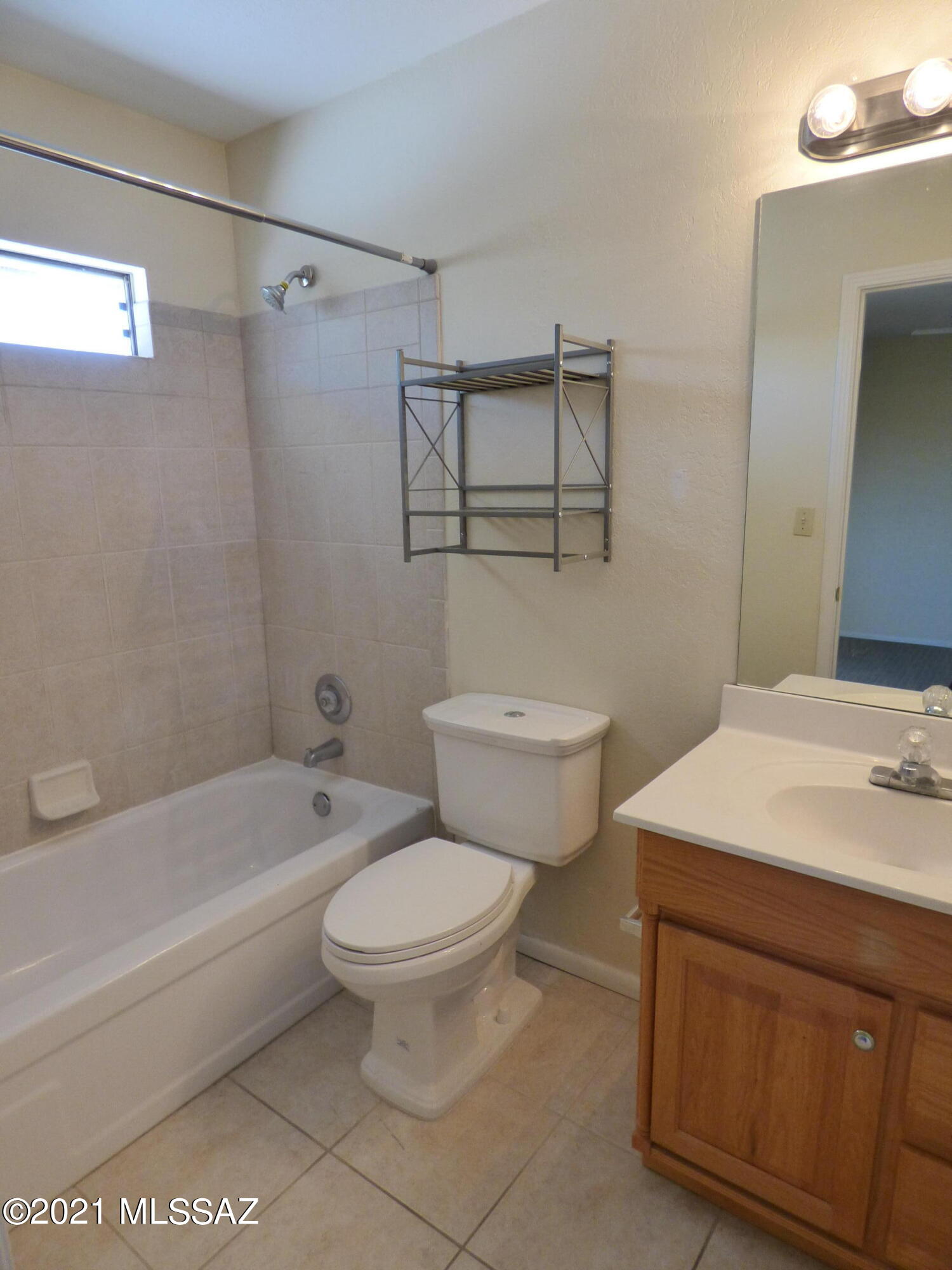 1501 East Prince Road, Unit B Tucson, AZ 85719 - Photo 17 of 32