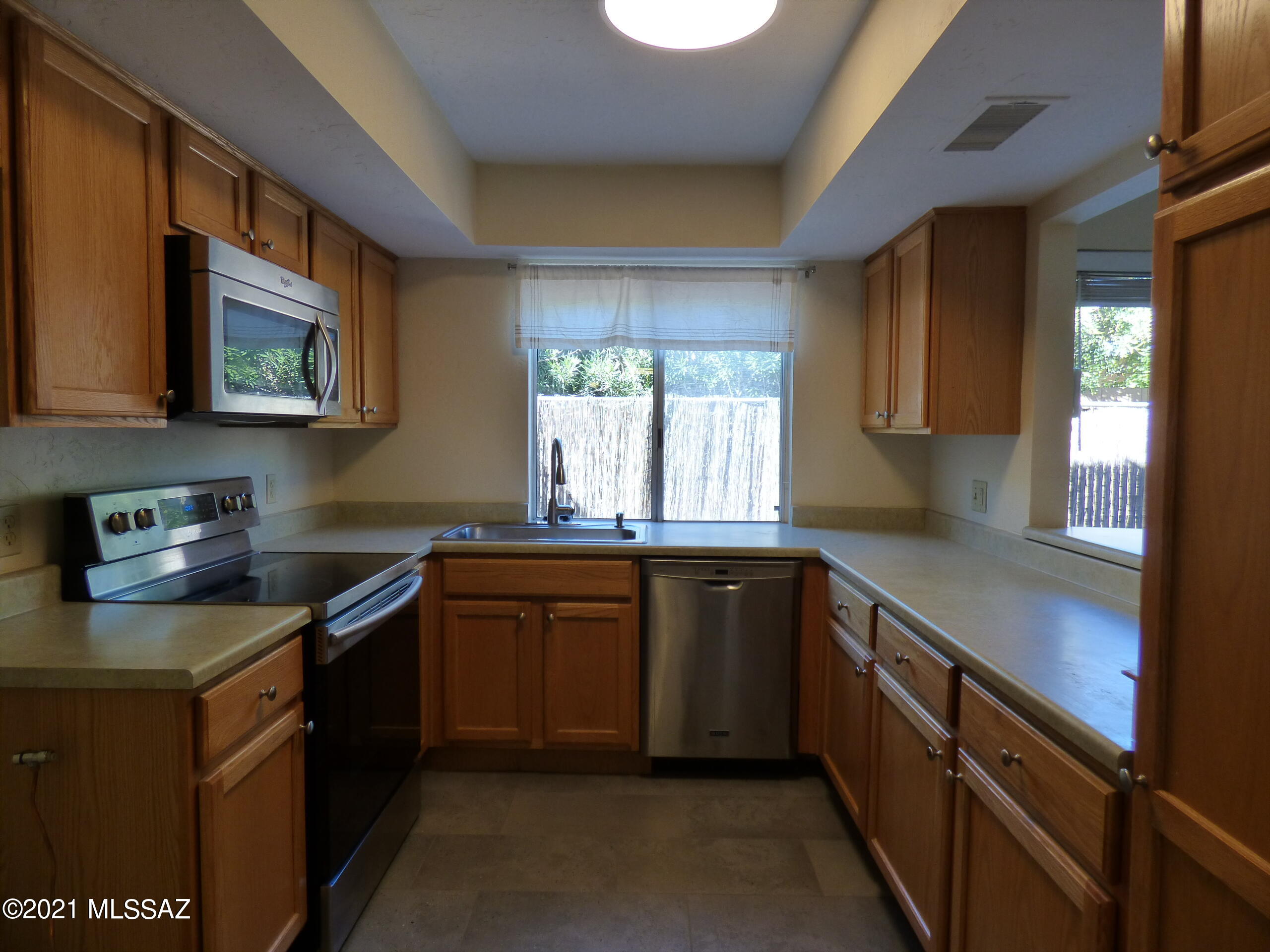 1501 East Prince Road, Unit B Tucson, AZ 85719 - Photo 6 of 32