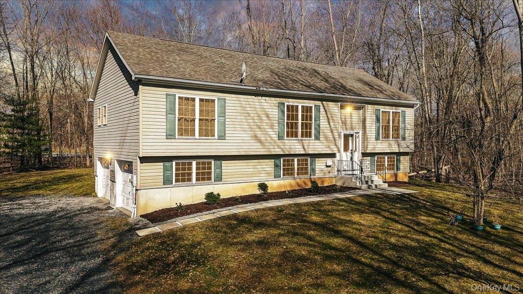 237 South Ohioville Road New Paltz, NY 12561 - Photo 45 of 48 a front view of a house with a yard