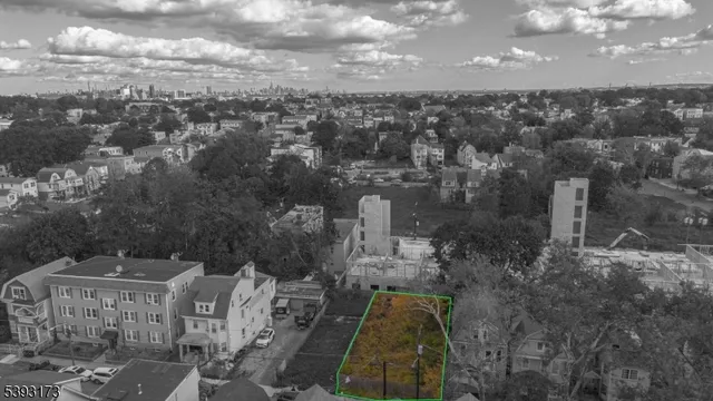 $285,000 | 252-254 Ellis Avenue, Irvington, NJ 07111