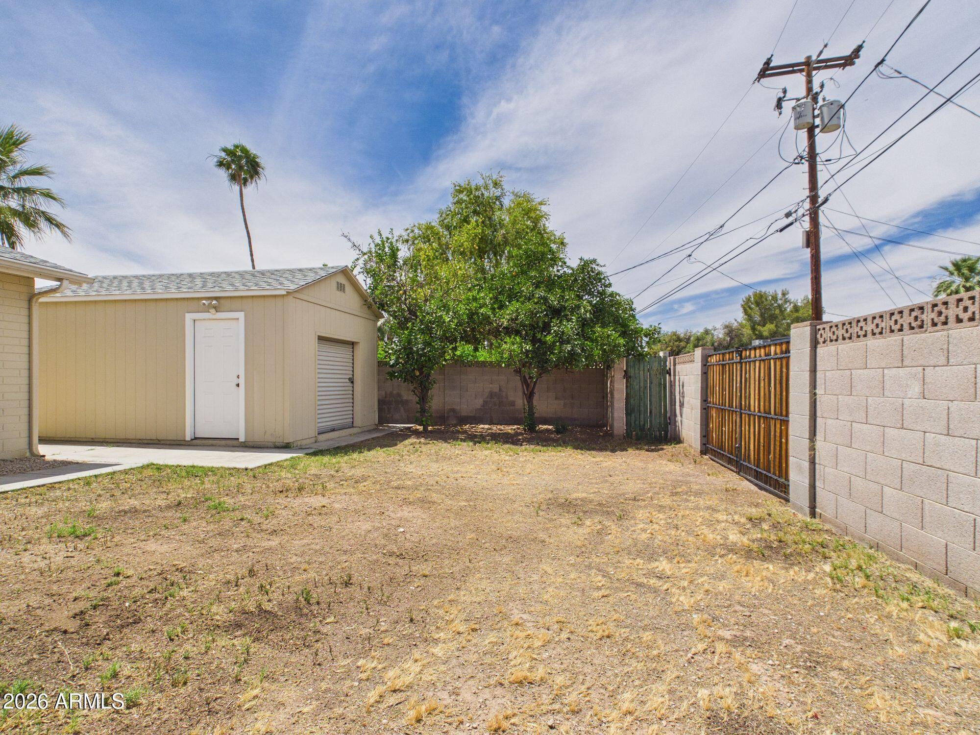 3122 East Shangri-La Road Phoenix, AZ 85028 - Photo 30 of 39 33-web-or-mls-CAM03379G0-PR0198-STILL029