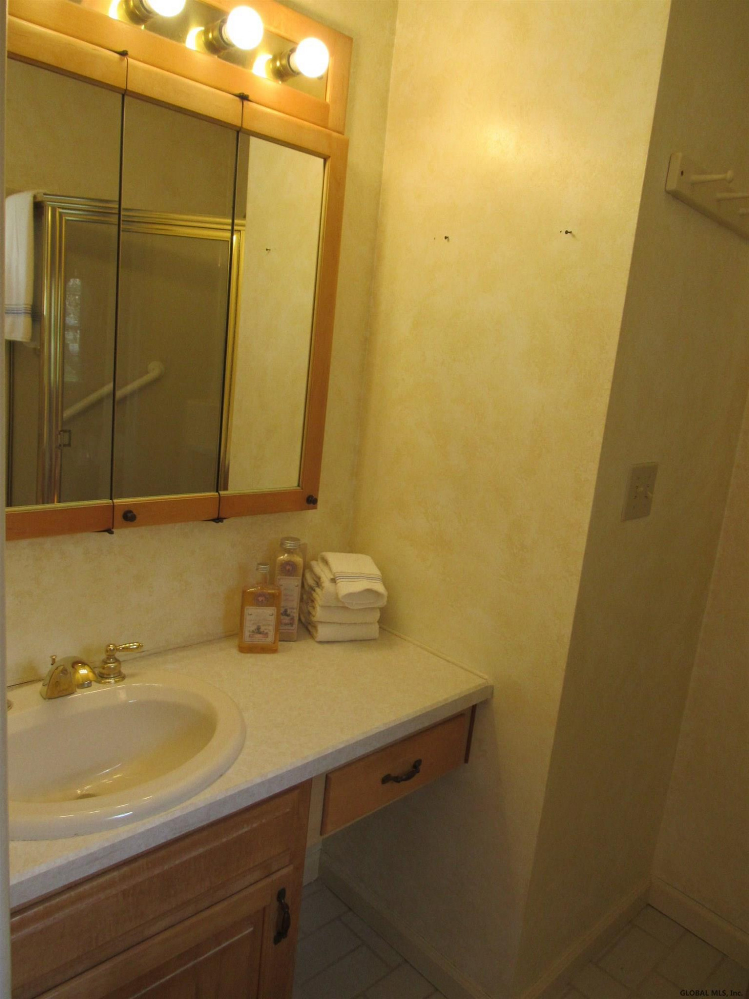 784 Pearse Road Niskayuna, NY 12309 - Photo 30 of 61 Photo 30