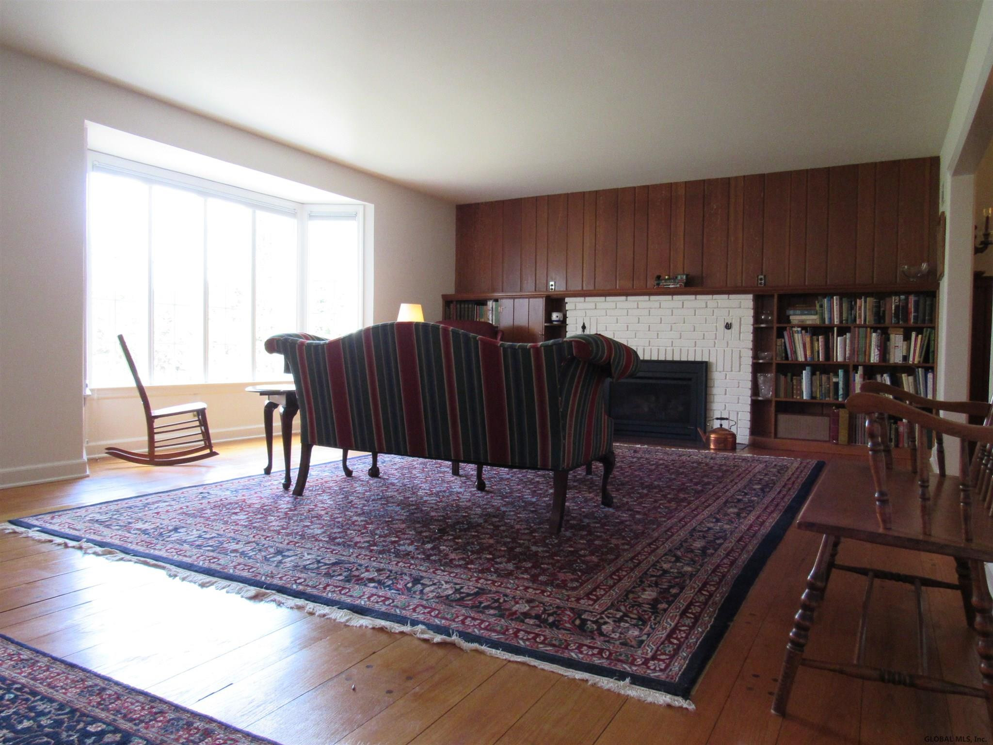 784 Pearse Road Niskayuna, NY 12309 - Photo 7 of 61 Photo 7