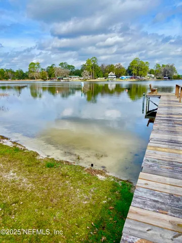 $184,000 | 414 Holiday Drive, Interlachen, FL 32148