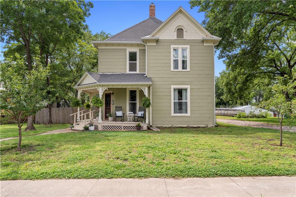 104 North High Street Butler, MO 64730 - Photo 2 of 53