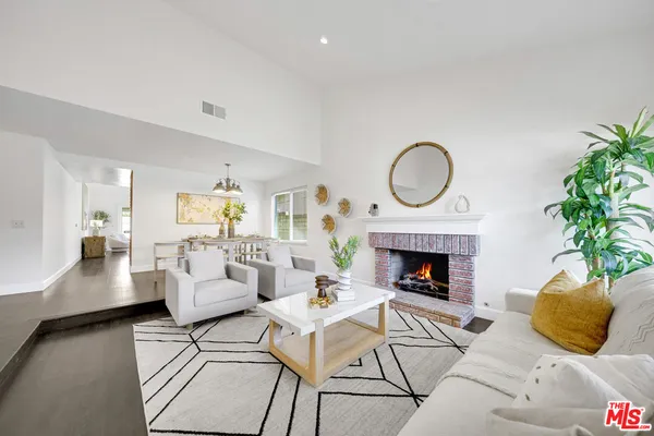 $1,150,000 | 5921 East Avenida Arbol, Anaheim, CA 92807