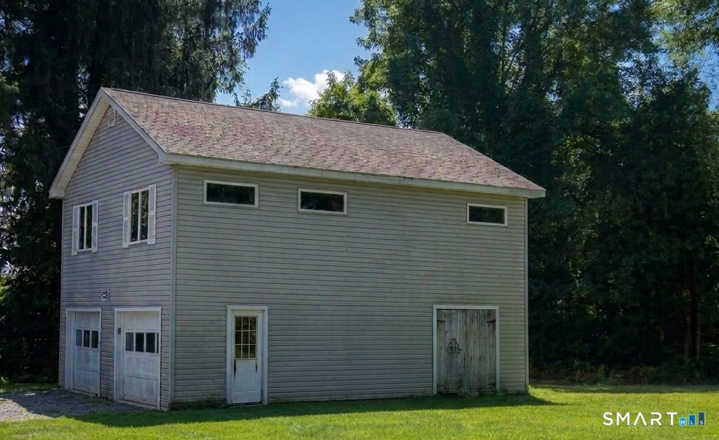62 Old Hawleyville Road Bethel, CT 06801 - Photo 2 of 40