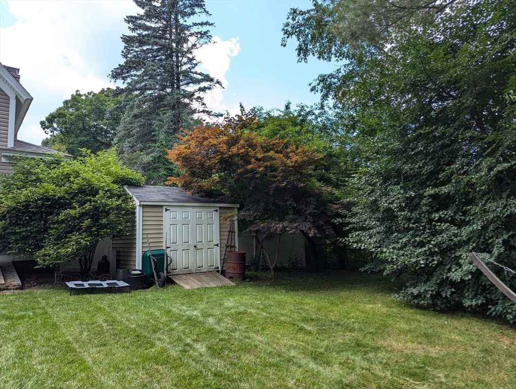 18 Snow Road North Grafton, MA 01536 - Photo 25 of 34 Gallery Image 25