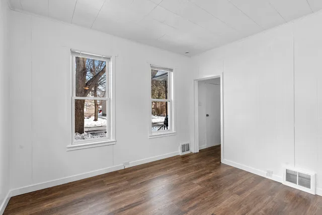 $159,900 | 619 End Court, Sheboygan, WI 53081