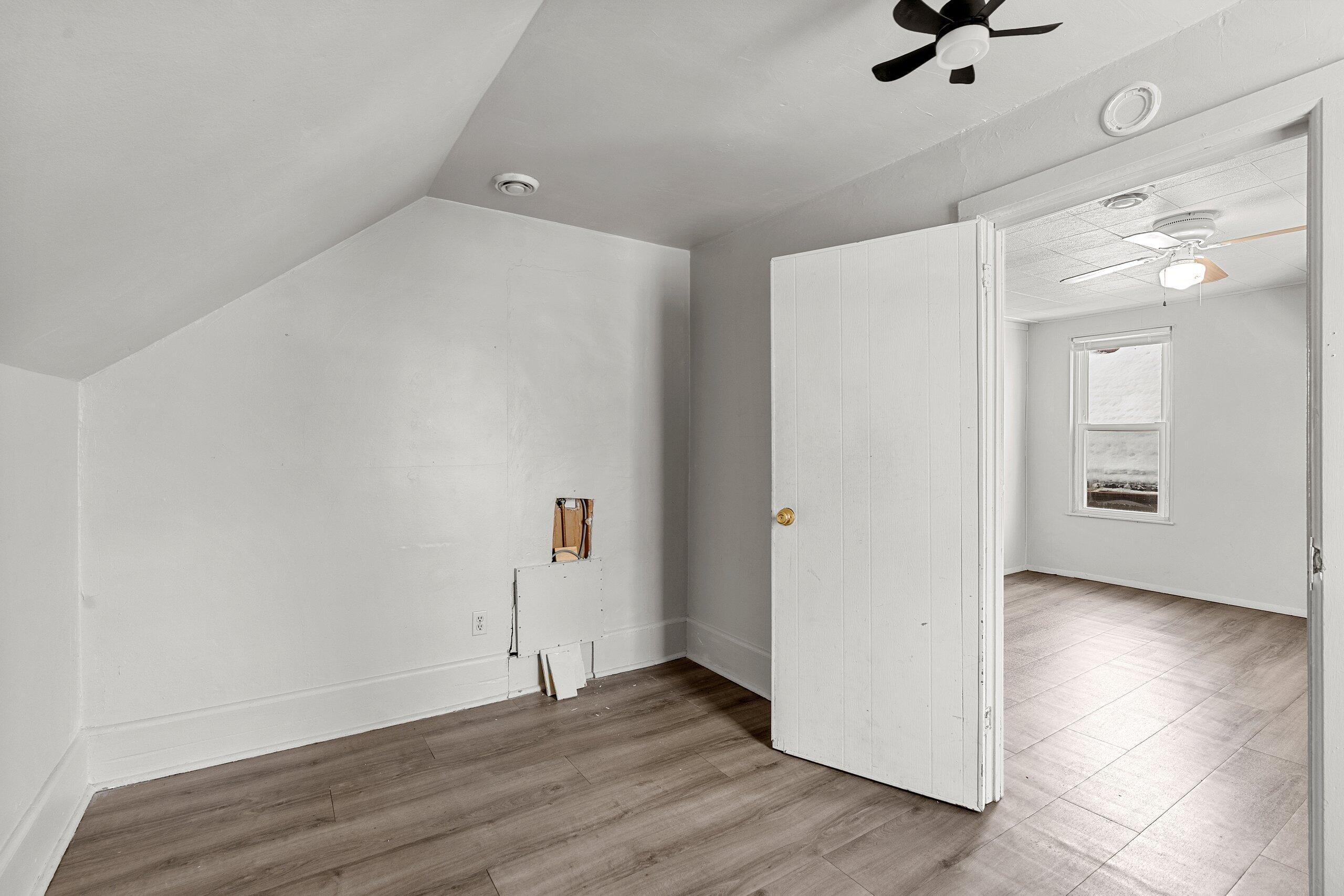 619 End Court Sheboygan, WI 53081 - Photo 37 of 50 _DSC3150.JPG-SMALL