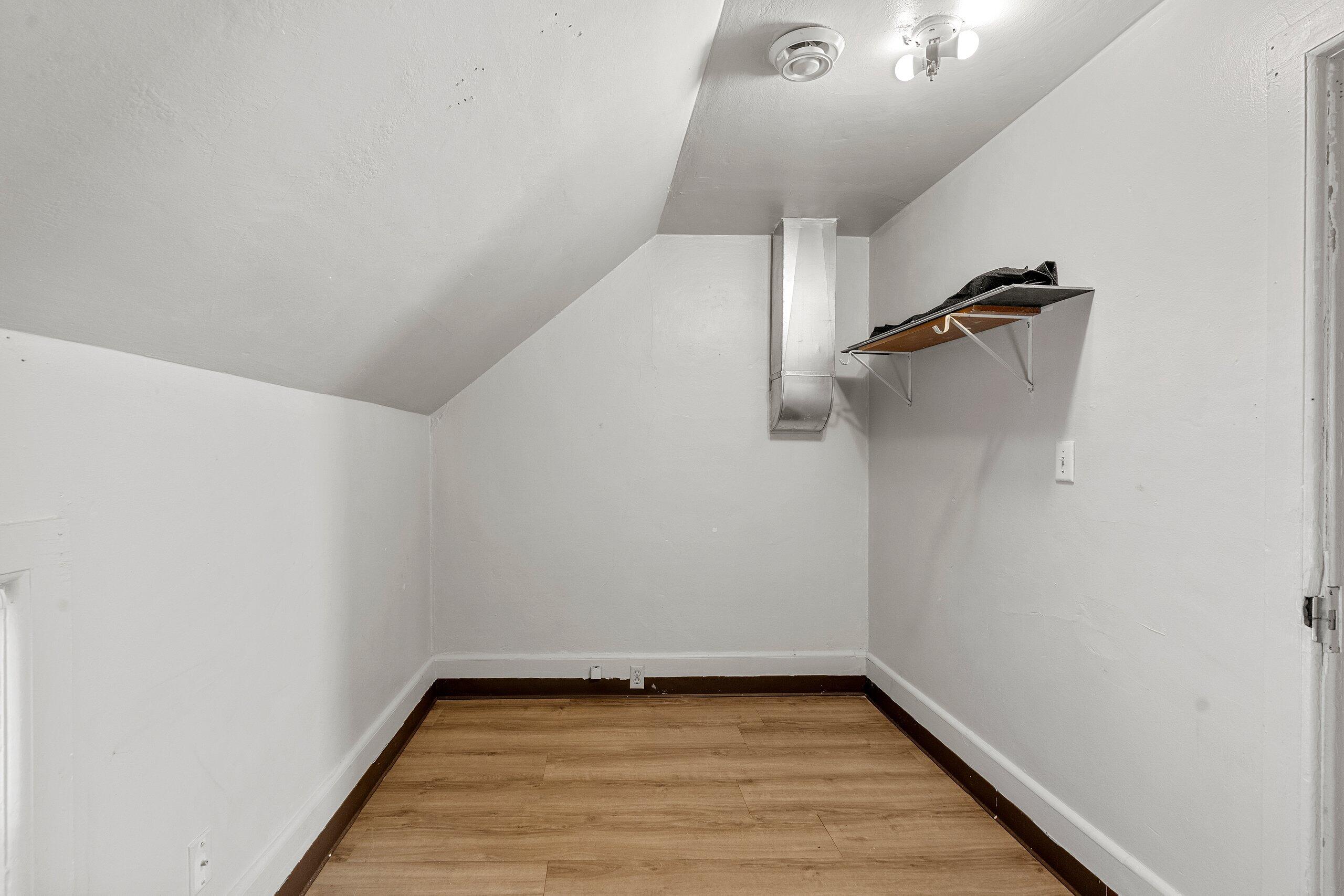 619 End Court Sheboygan, WI 53081 - Photo 44 of 50 _DSC3178.JPG-SMALL