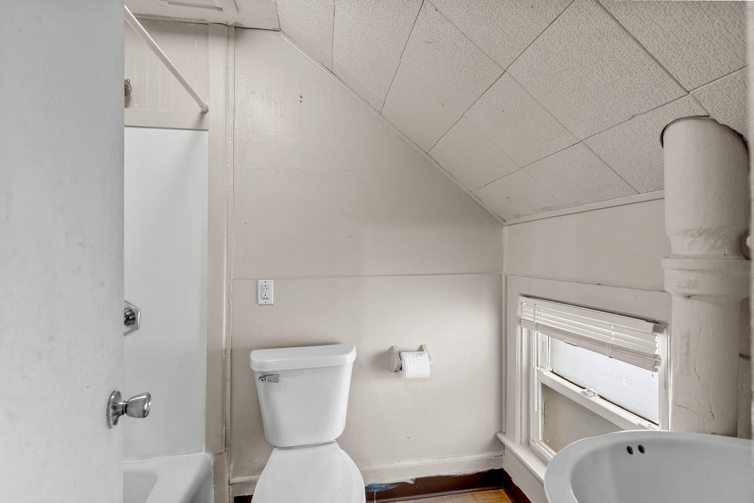 619 End Court Sheboygan, WI 53081 - Photo 46 of 50 _DSC3189.JPG-SMALL