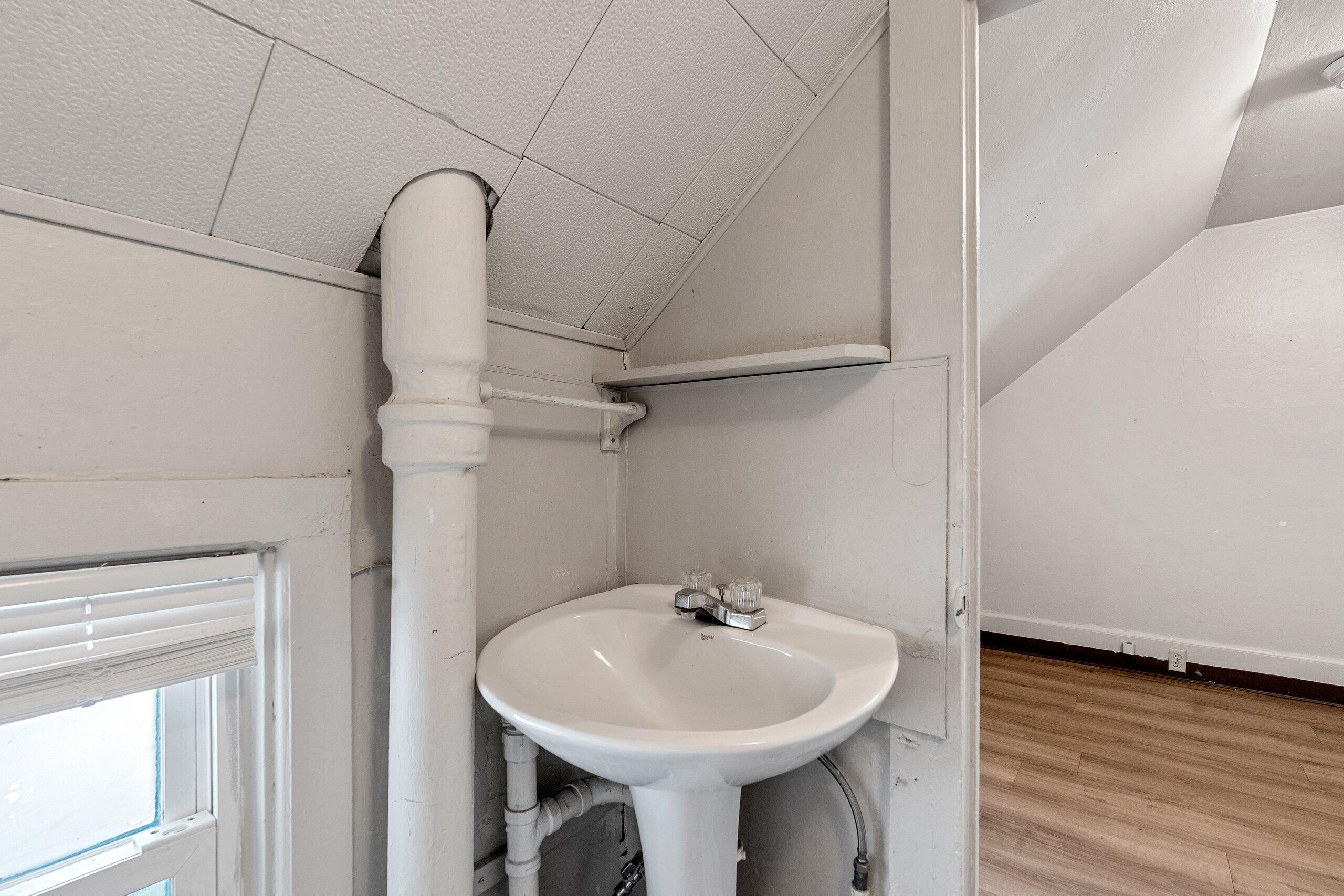 619 End Court Sheboygan, WI 53081 - Photo 48 of 50 _DSC3199.JPG-SMALL