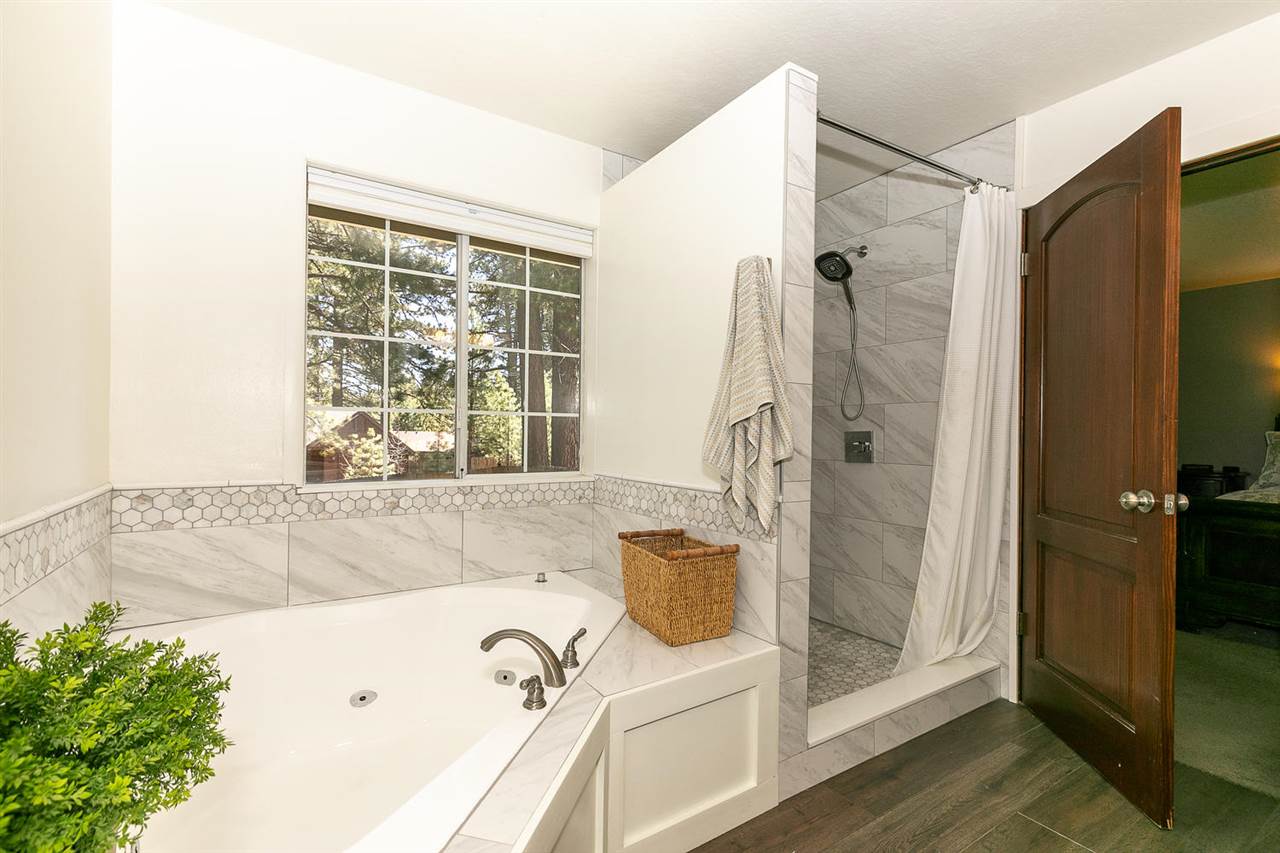 10525 Red Fir Road Truckee, CA 96161 - Photo 14 of 21 Gallery Image 14