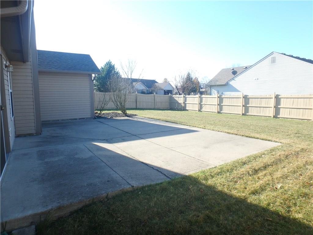13044 Britton Ridge Fishers, IN 46038 - Photo 18 of 21 Gallery Image 18